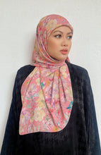 Load image into Gallery viewer, ‘Ayla’ - Abstract peony in charming pink