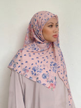 Load image into Gallery viewer, ‘Elara’ - Blooming love in soft pink blue