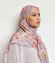 Load image into Gallery viewer, ‘Ariella’ - Abstract peony in lovable lilac