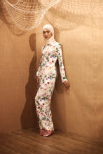 Load image into Gallery viewer, EUSTOMA round neck pink lace Kurong