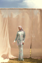 Load image into Gallery viewer, NAEELA calm blue floral Kurong