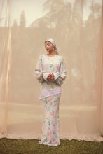 Load image into Gallery viewer, NIESHA calm pink meadow asymmetrical kurong