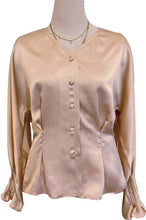 Load image into Gallery viewer, PU3 Pleated Blouse