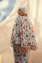 Load image into Gallery viewer, WAFIYA misty pink floral tie up Kurong