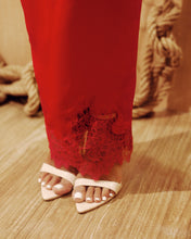 Load image into Gallery viewer, LUNARIA red lipstick fitted long sulam Kurong