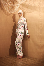 Load image into Gallery viewer, EUSTOMA round neck pink lace Kurong
