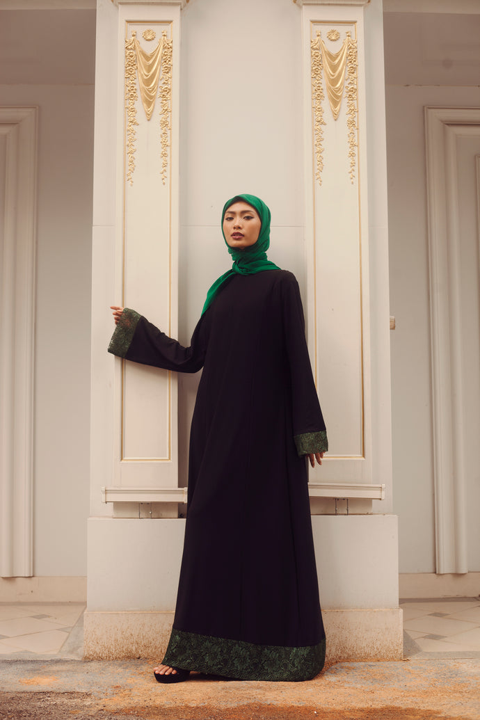 RUHI black with green lace Jubah